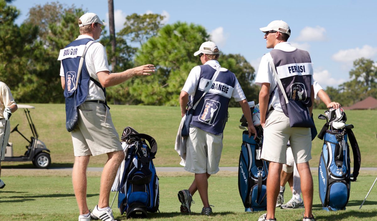 i-caddies-fanno-causa-al-pga-tour